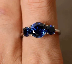 14K White Gold 3.00 Carats Round Cut Natural Sapphire Three Stone Solitaire Ring - Picture 1 of 4