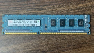 2GB DDR3-1333 PC3-10600 CL9 1.5V 240-pin -- -- Hynix (HMT325U6CFR8C-H9 SIN AA) Foto 1 de 4