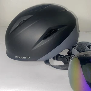 Odoland Skihelm mit Brille (Kratzer) während beschädigt - Bild 1 von 2