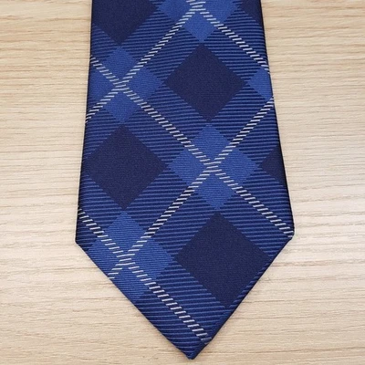 Corbata para hombre TOMMY HILFIGER azul marino a cuadros clásica en punta mezcla de seda preppy Foto 1 de 4