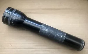 Vintage Mag Lite Maglite 2D Batteries Cell Flashlight Torch Battery 10” Fishing - Picture 1 of 9