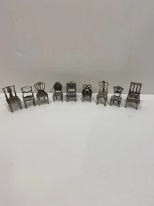 9er Set Vintage verschiedene Miniatur Zinn Stühle Tischkarten / Foto Halter - Bild 1 von 10