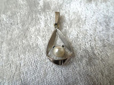 Weissgold anhänger mit zuchtperle - Bild 1 von 4