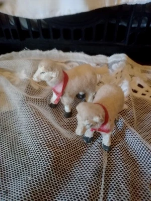 Antiche Pecore Per Presepe  - Immagine 1 di 4