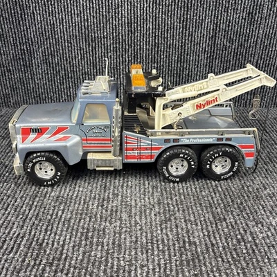 Vintage 1980s NYLINT 17" Pressed Steel 24 Hour Towing Recovery Wrecker Tow Truck - Image 1 of 4