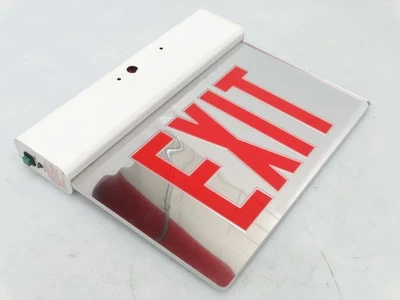 LITHONIA LIGHTING EDG W 2 RMR EL SD M6 Light Fixture - Image 1 of 3