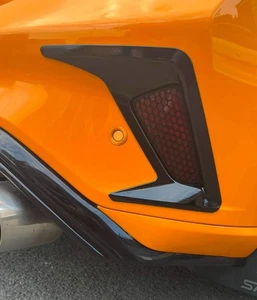 Ford Focus MK4 & 4.5 Rear Fog Light Reflector Guards HATCHBACK - Picture 1 of 3