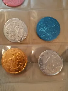 8 giraffe animals giraffes mardi gras doubloon orleans SALE!! zoo elephant - Picture 1 of 4