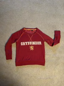 Universal Studios Harry Potter Red Medium Gryffindor Lightweight Sweatshirt -GUC - Picture 1 of 6