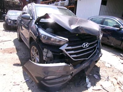 Conjunto de bomba y motor ABS usado se adapta a: actuador Hyundai Tucson 2018 y culo de bomba Foto 1 de 4