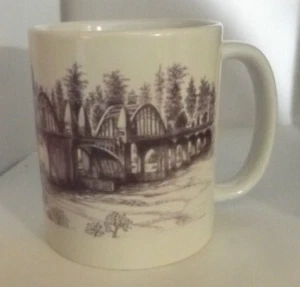 Vintage coffee cup, Best Western Pierpont and Bayview Bistro, Florence, Oregon - Picture 1 of 10