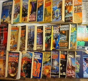 Menge 30 Sci-Fi PB Taschenbuch Bücher - Perry, Pournelle, Niven, Cole, Simak +++ - Bild 1 von 20