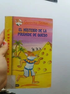 El misterio de la pirámide de queso. Geronimo Stilton. - Bild 1 von 3