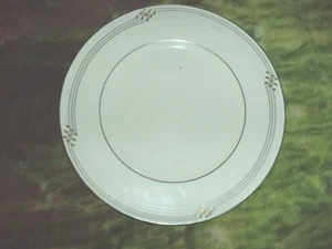  Noritake Traditions 2000 Pottery & China Merina Platinum Dinner Plate 10 1/2" - Picture 1 of 2