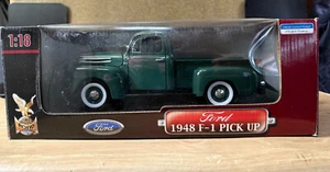 Road Signature 1948 Ford F-1 Pickup 1/18 Dark Green NIB - Picture 1 of 4