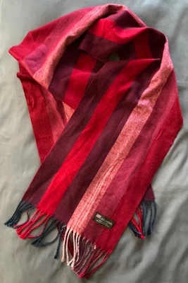 Bufanda rectangular con flecos a rayas de cachemir roja/púrpura + 72x 11,5" BUENA Escocia Foto 1 de 2