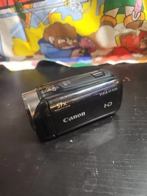 Canon Vixia HF R500 Full HD Digital Video Camcorder Parts Read - Image 1 of 4