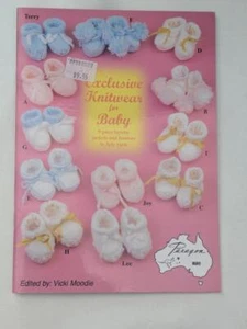 Paragon K60 - Exclusive Knitwear for Baby - Layette Jacket Bootees 3ply - Picture 1 of 1