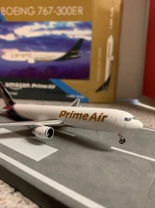 Phoenix Models escala 1:400 Prime Air B767-3F Cancer Awareness Go Gold N313AZ  - Imagen 1 de 12