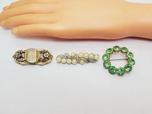 Vintage to Modern Some Signed Costume Jewelry Brooch Pin Lot (56) - Picture 1 of 7