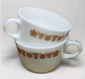 PYREX Butterfly Gold #7 taza de té de café con mango en C, taza vaso de leche usado en excelente estado juego de 2 - Imagen 1 de 5