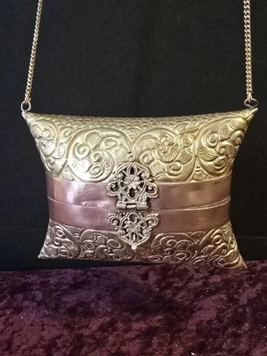 ВИНТАЖНЫЙ подушка сумочки вечерняя сумка латуни и меди 1930-х синий бархат подкладка подушка  - Изображение 1 из 4