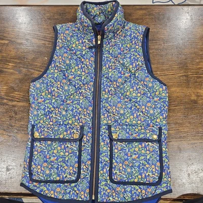 J. Chaleco Acolchado Crew x LIBERTY Tela Artística Catesby Estampado de Pájaro Relleno PEQUEÑO Foto 1 de 4
