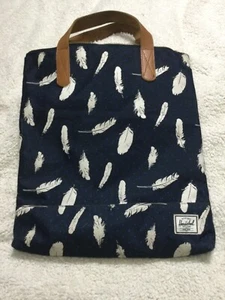 Herschel Feather Print To Handle Hand Bag - Picture 1 of 6