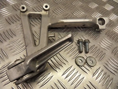 Honda CBR 600 F3 pilón trasero izquierdo clavija pie 1995 a 1998 Foto 1 de 4