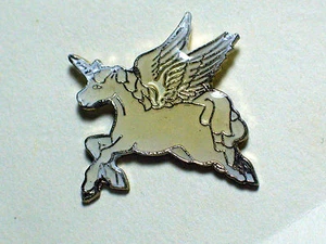 Vintage Flying White Unicorn Pegasus Pin (yellowing see pictures) - Picture 1 of 3