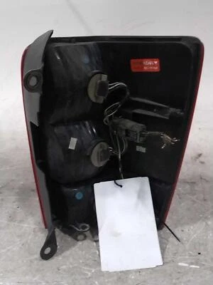 Conjunto de luz trasera izquierda Chrysler Aspen 2009 plateado OEM 619041 usado 172 k Foto 1 de 4