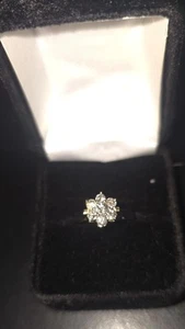 Diamond Ring 10kt gold ring - Picture 1 of 6