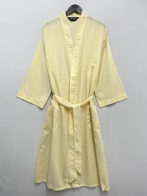 Bata Pierre Cardin vintage para hombre con faja de cinturón logotipo amarillo ligero en una manga sistema operativo Foto 1 de 4