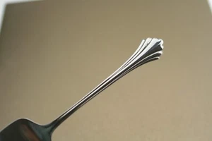 Oneida REMBRANDT Distinction Deluxe Glossy Stainless Flatware Your Choice - Picture 1 of 11