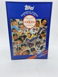 Topps 1987 Baseball Cards Of The New York Yankees Vintage Book - Picture 1 of 5