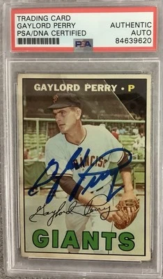 Gaylord Perry Signed 1967 Topps #320 Baseball Card Giants HOF Autograph PSA/DNA - Image 1 of 2