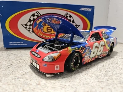 De colección Acción NASCAR Darrell Waltrip #66 K-Mart Victory Tour 1:24 Diecast Stockcar Foto 1 de 4