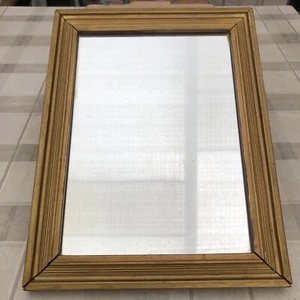 Rechteckiger Spiegel mit goldfarbenem Rahmen 36 x 27 cm Antike Gold 50er 60er - Bild 1 von 5
