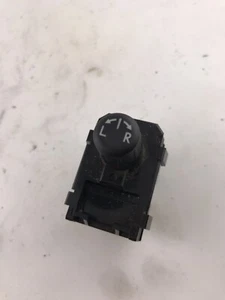 OEM 15-19 Subaru WRX STi Mirror Switch Control 83061FJ010 - Picture 1 of 2