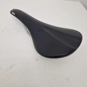 Fabric saddle. - Picture 1 of 11