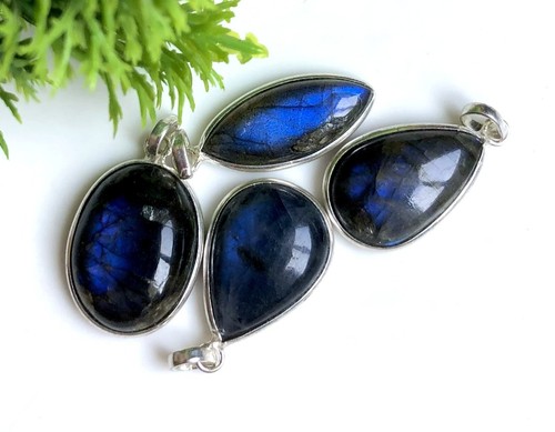 VETEMENTS Ciondolo Sovrapposizione Argento Labradorite Forma Mix lotto 4 Pz 1 1 25 Pollici Circa a436