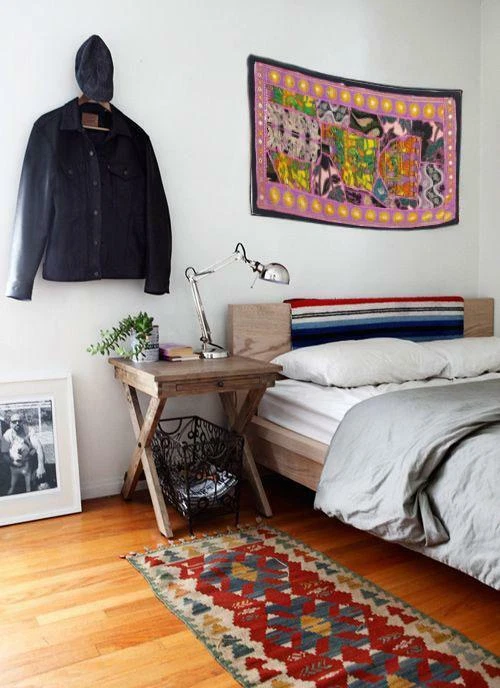 WALL HANGING ART VINTAGE ANTIQUE RUNNER HIPPY EMBROIDERED PATCHWORK TAPESTRY - Image 1 of 4