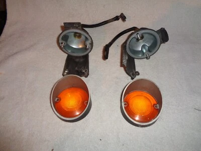 Luces de estacionamiento delanteras Mopar 1968-69 Dodge Coronet Foto 1 de 3