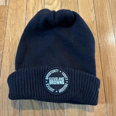 New Era Cleveland Browns NFL Winter Inspire Change Cuffed Hat Beanie Adult OSFM - Image 1 of 4