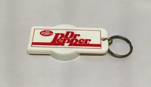 Vintage Dr Pepper SODA FLASCHENVERSCHLUSS Drehöffner Schlüsselanhänger NEU - Bild 1 von 6