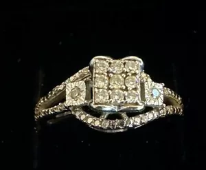 10k Solid White gold Natural diamond cluster ring Size 6 3/4 - Picture 1 of 8