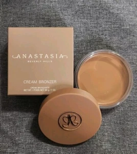Anastasia Beverly Hills Cream Bronzer Amber - New In Box - Picture 1 of 2