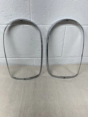 Dos biseles faros cromados originales Mercedes Benz W113 230sl 250sl 280sl Foto 1 de 4