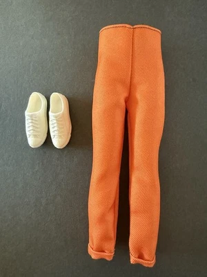 Barbie KEN Fashionistas 184 Roupas Laranja Calças Sapatos Brancos SOMENTE - Imagem 1 de 4