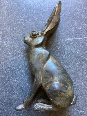 Pierre Chenet - Lièvre   - Sculpture en bronze - Photo 1/4